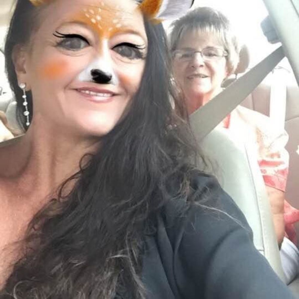 Meet your Posher, Sandra